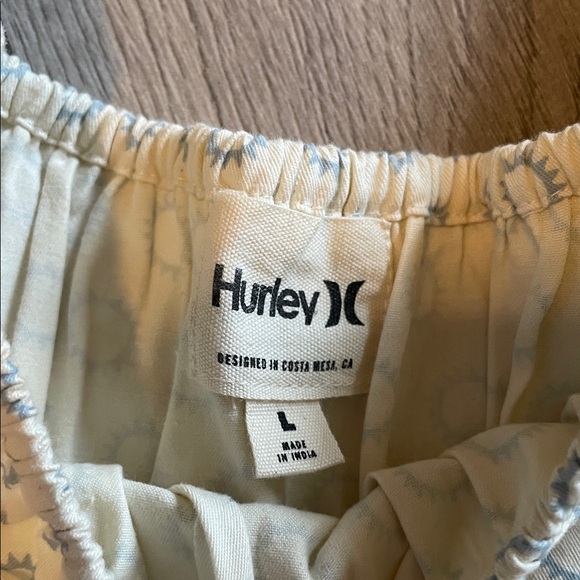 Hurley Cream Blouse - Picture 5 of 9